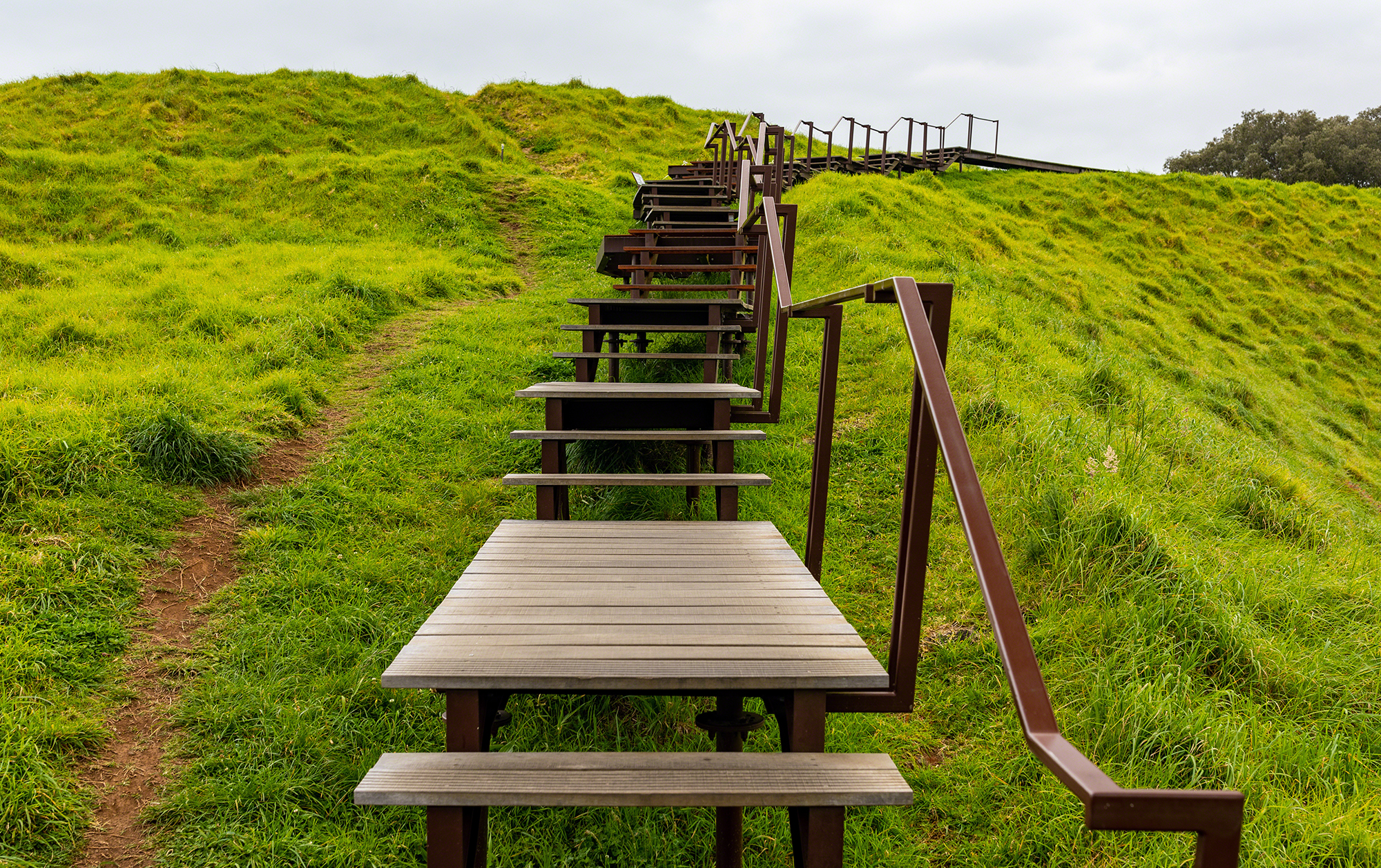 Insight-Stairs-Mt-Eden.jpg Insight-Stairs-Mt-Eden.jpg