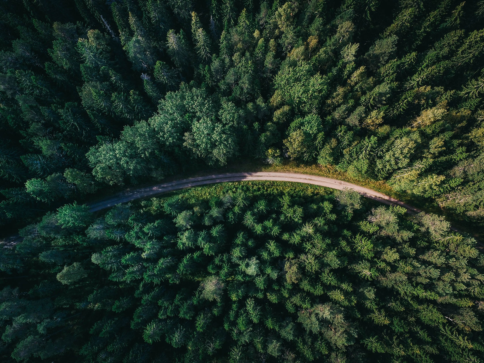 Ensuring compliance with ESG regulations and contractual requirements Mobile Image