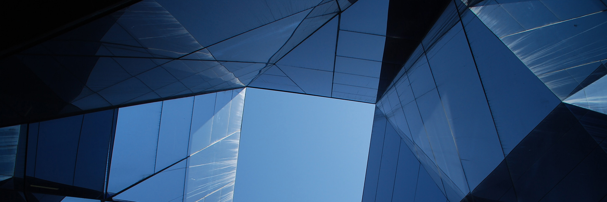 AML/CFT: DIA releases materials for lawyers, accountants, and real estate agents Desktop Image