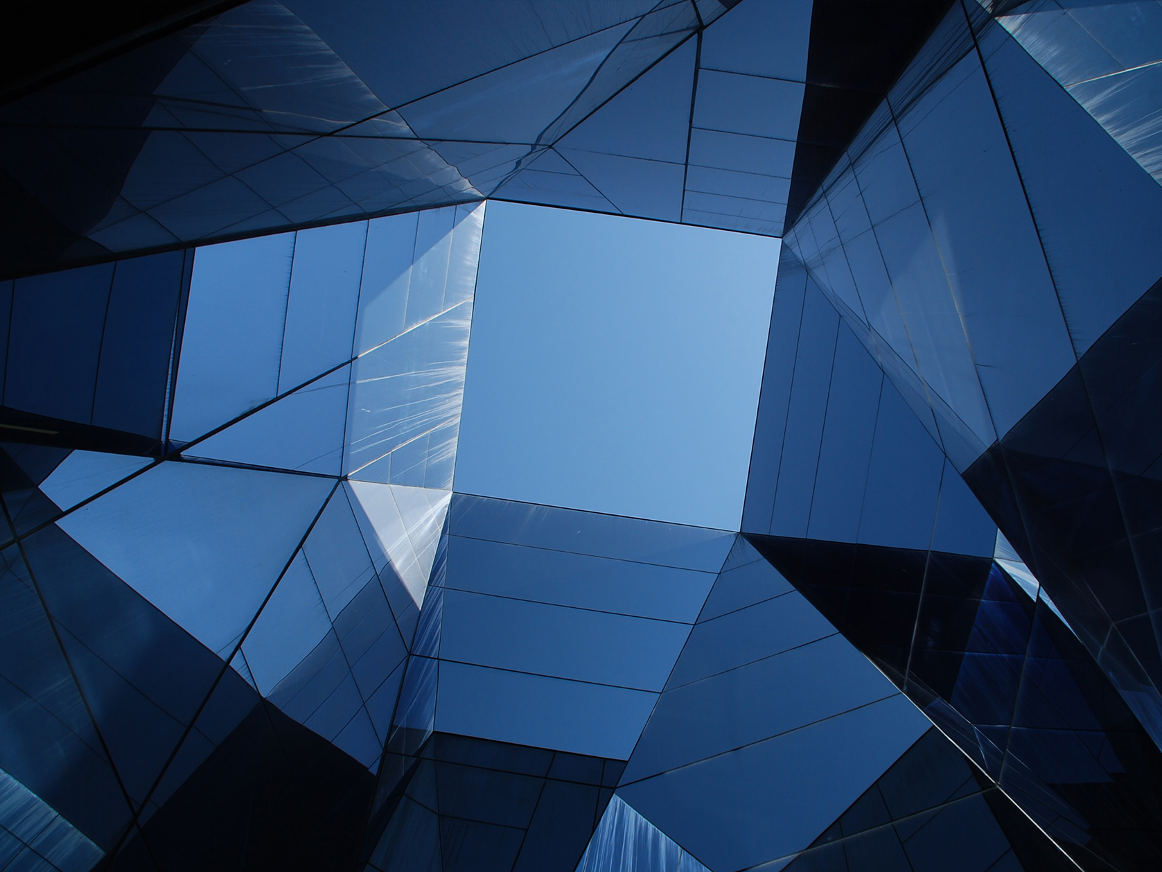 AML/CFT: DIA releases materials for lawyers, accountants, and real estate agents Mobile Image